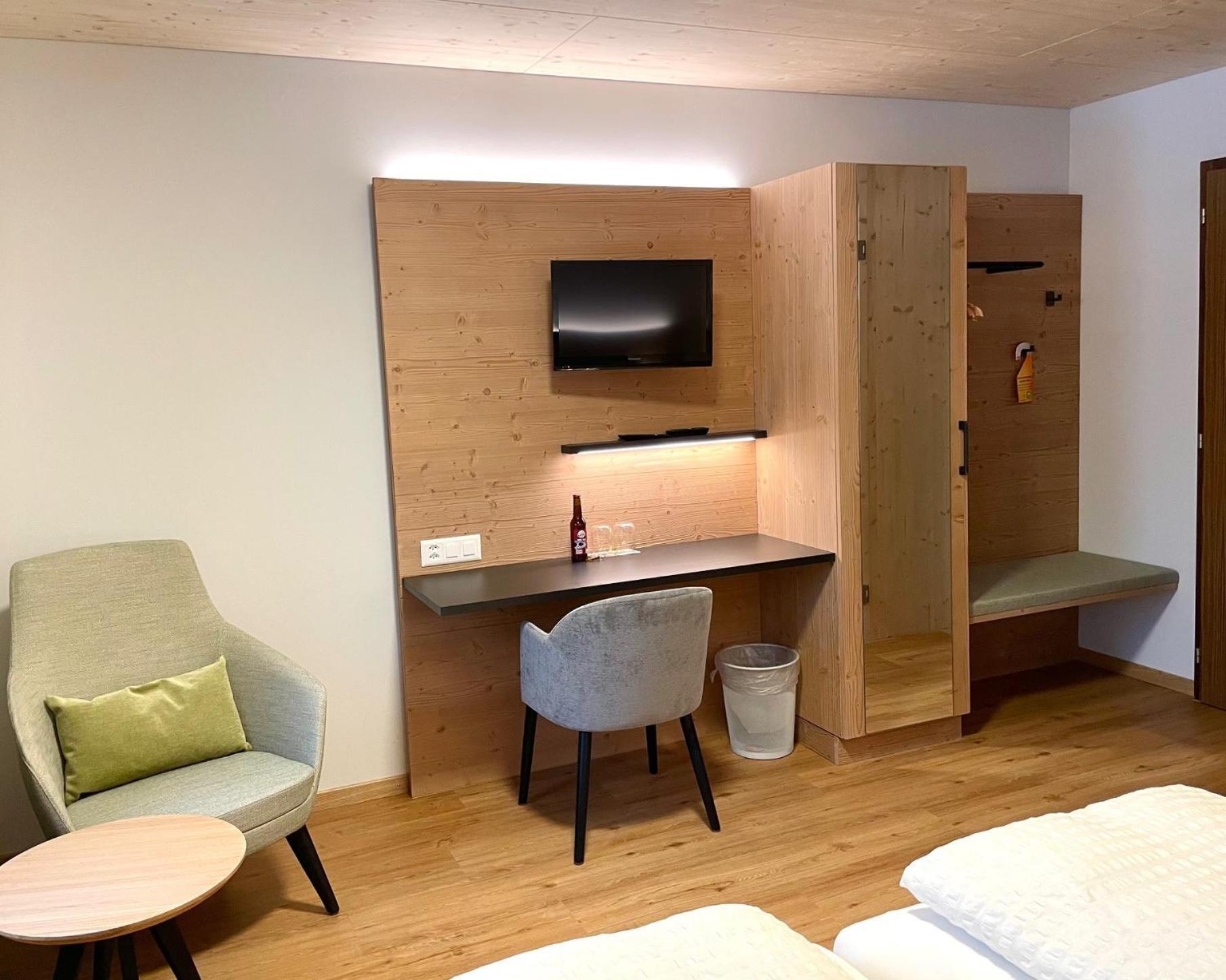 Hotel des alpes Fiesch Extérieur photo