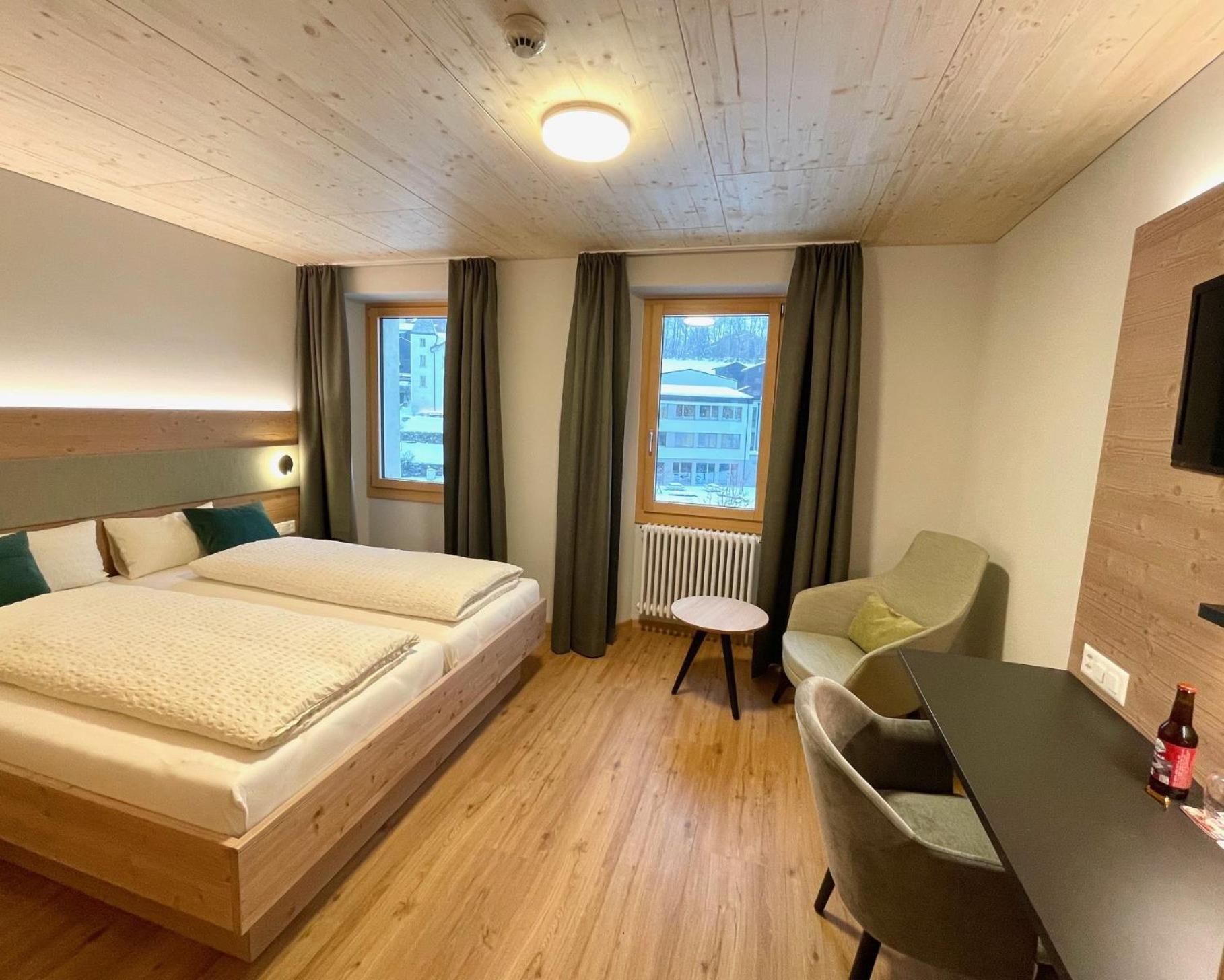 Hotel des alpes Fiesch Extérieur photo