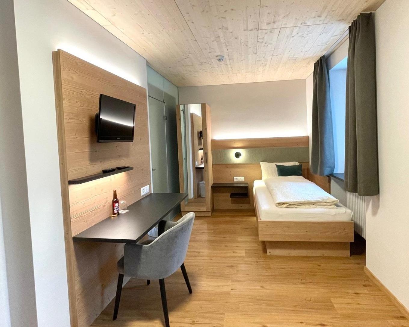 Hotel des alpes Fiesch Extérieur photo